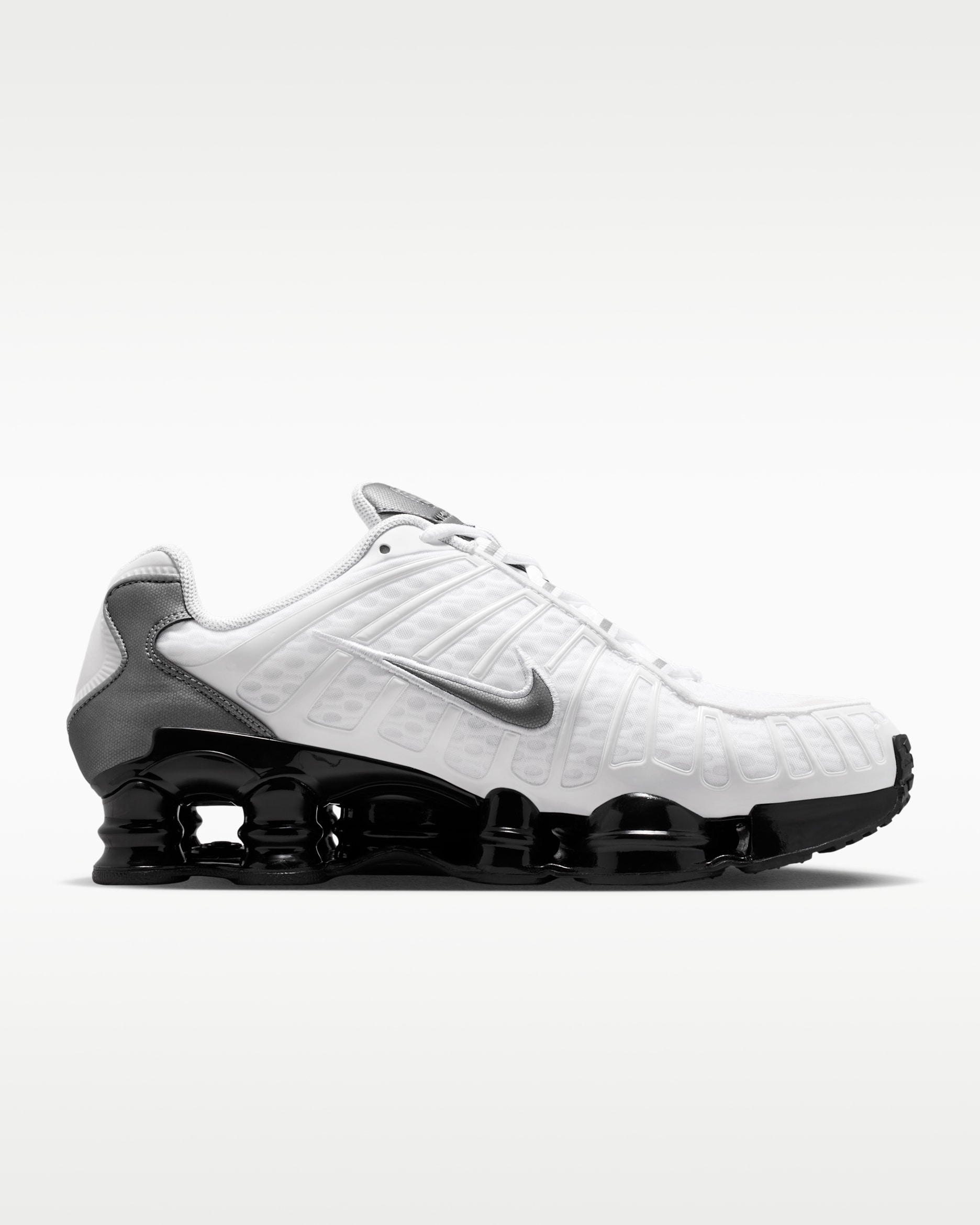 NIKE SHOX R4