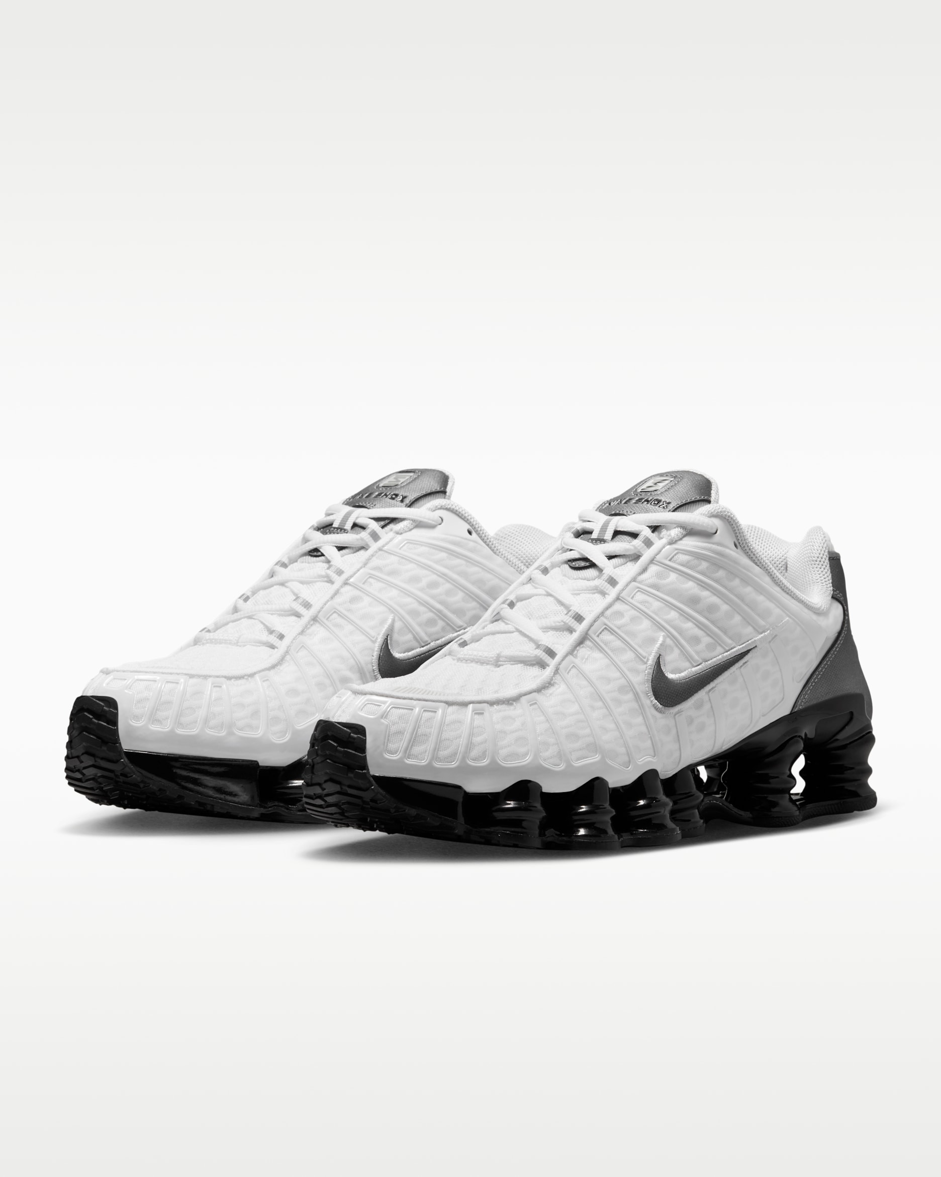 NIKE SHOX R4 2