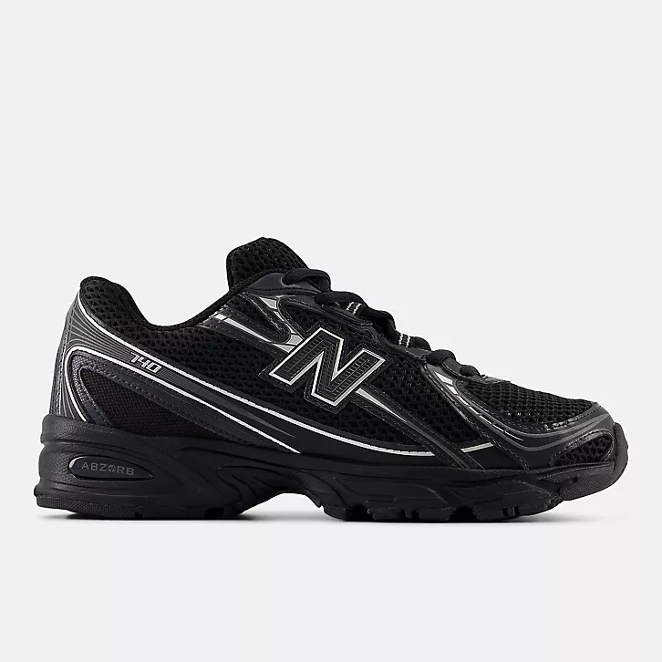 NEW BALANCE 740
