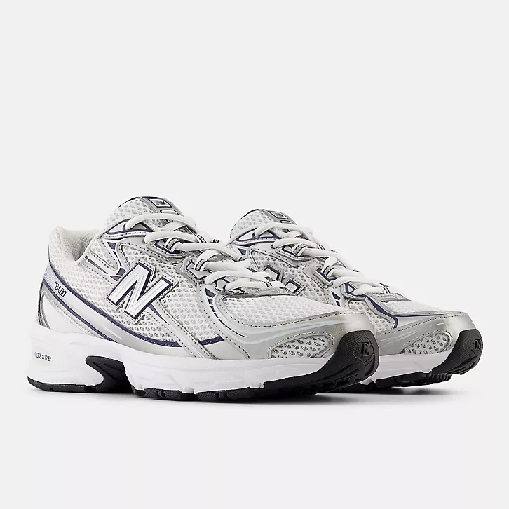 NEW BALANCE 740 2