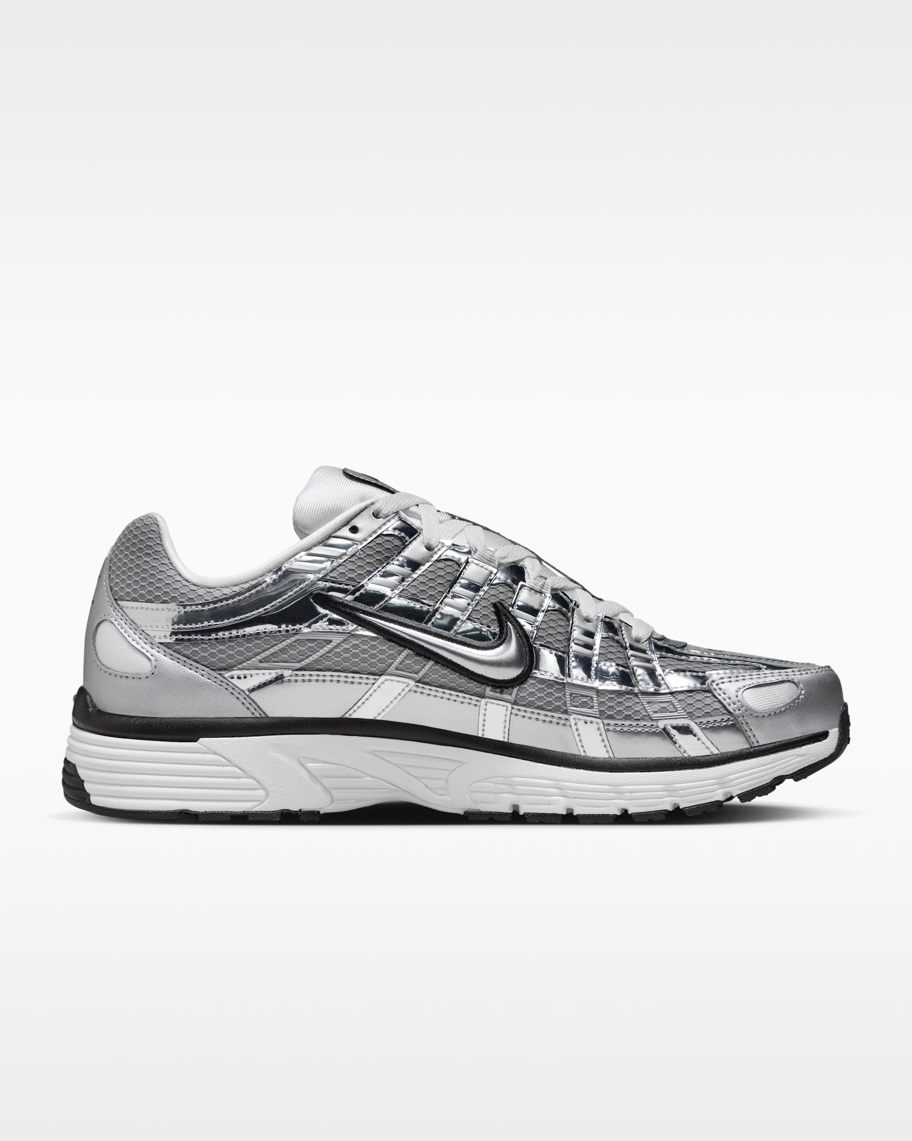 NIKE P 6000