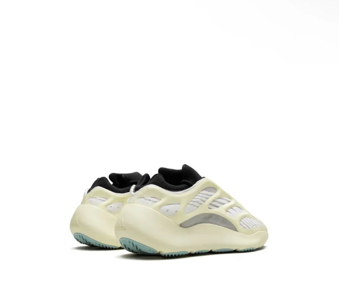 Adidas Yeezy 700 V3 3