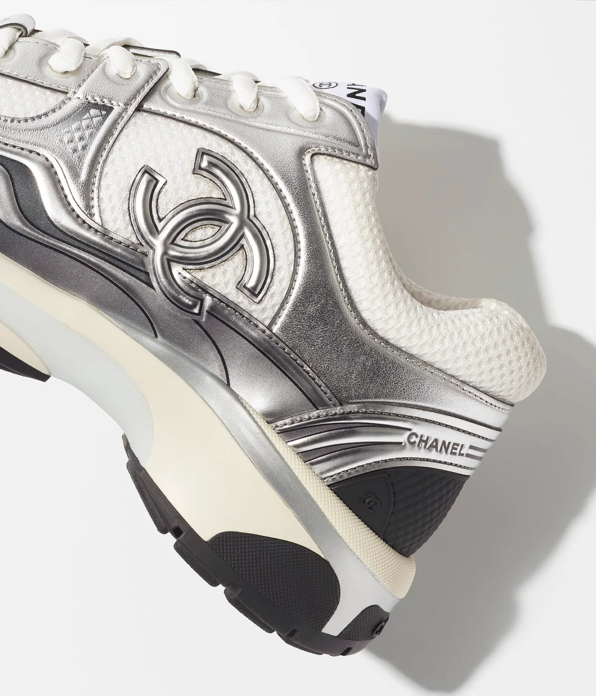 Chanel CC Runner 3