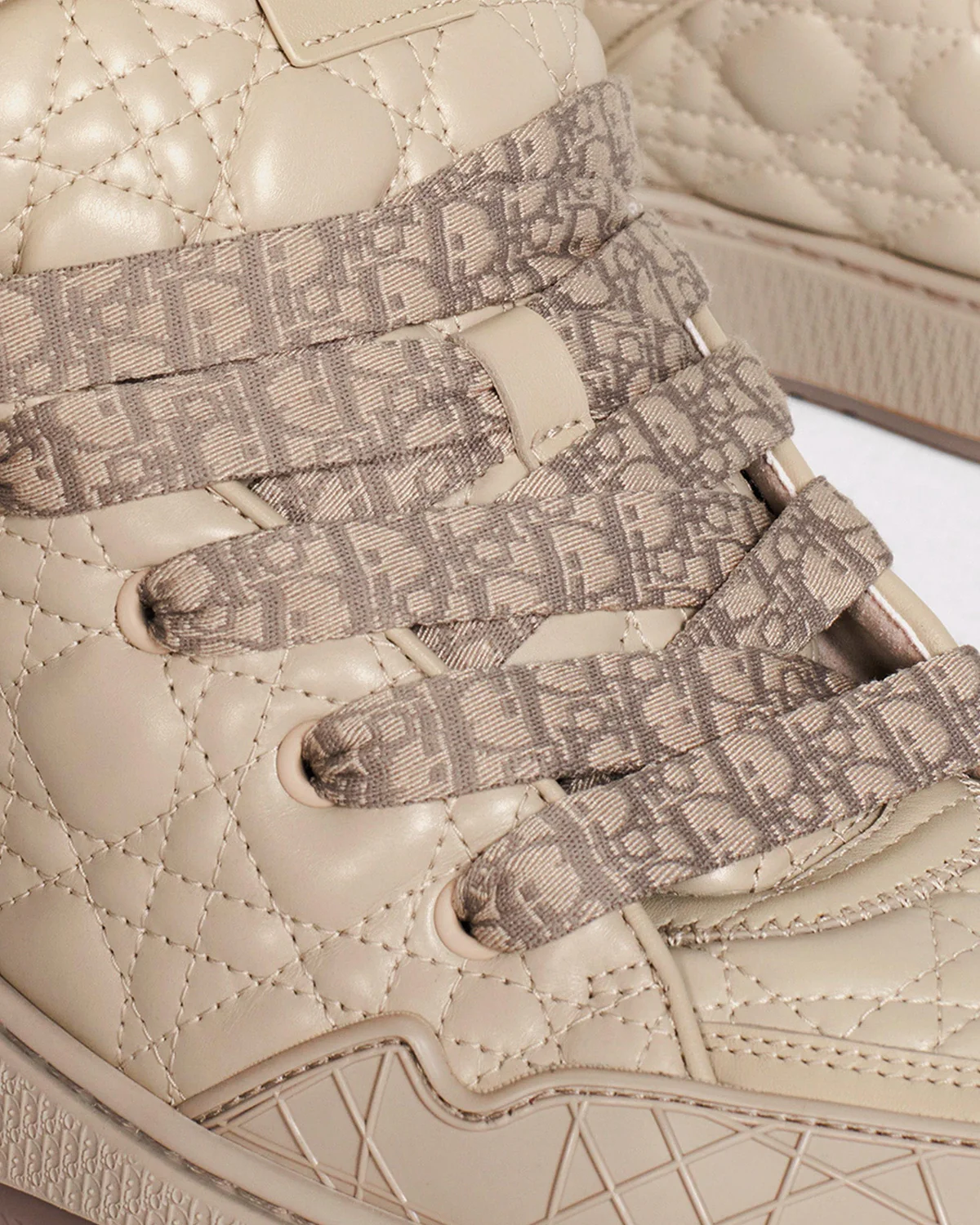 Dior B9S Skater 3